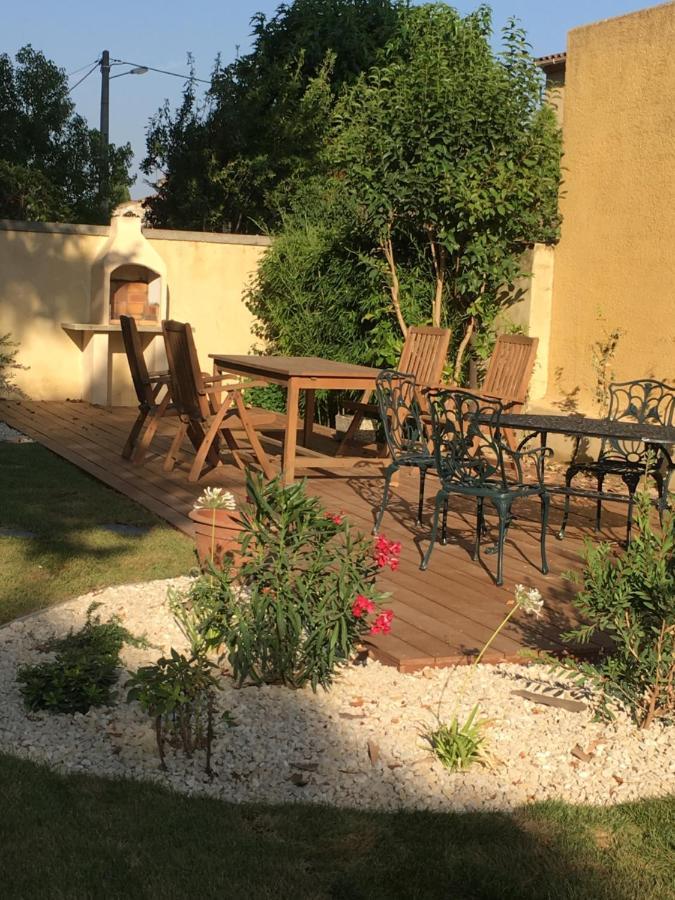 לינה וארוחת בוקר אביניון Mas Halcyon Provence מראה חיצוני תמונה